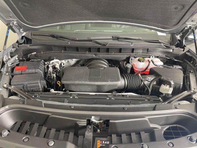 2025 Chevrolet Suburban Vehicle Photo in PHOENIX, AZ 85014-3381