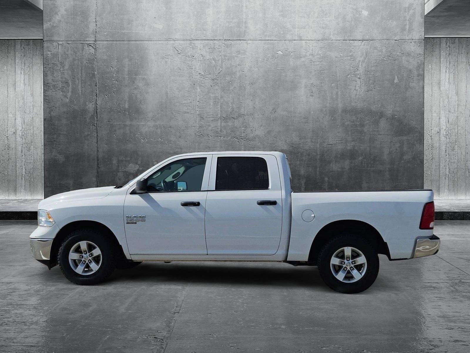 2022 Ram 1500 Classic Vehicle Photo in CORPUS CHRISTI, TX 78416-1100