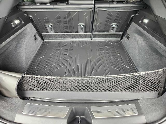 2025 Cadillac LYRIQ Vehicle Photo in HOUSTON, TX 77079