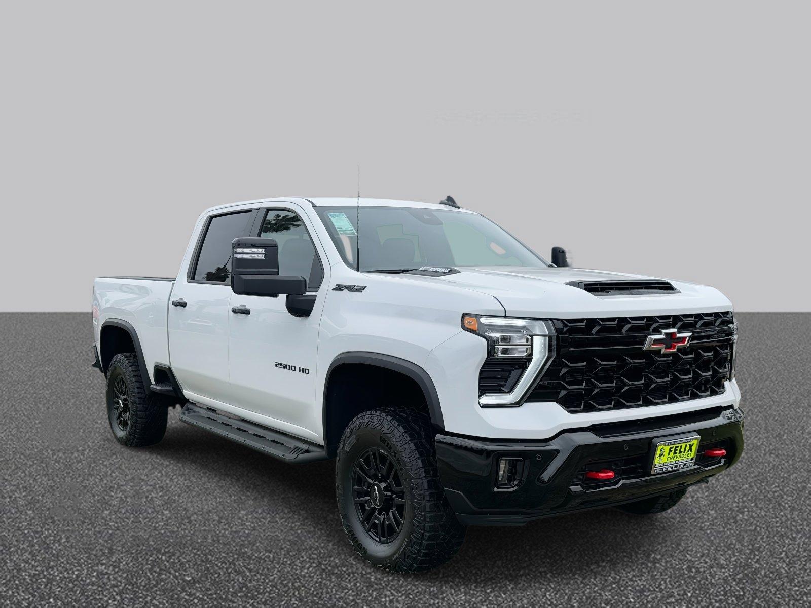 2025 Chevrolet Silverado 2500 HD Vehicle Photo in LOS ANGELES, CA 90007-3794