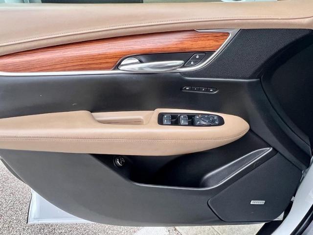 2017 Cadillac XT5 Vehicle Photo in EFFINGHAM, IL 62401-2832