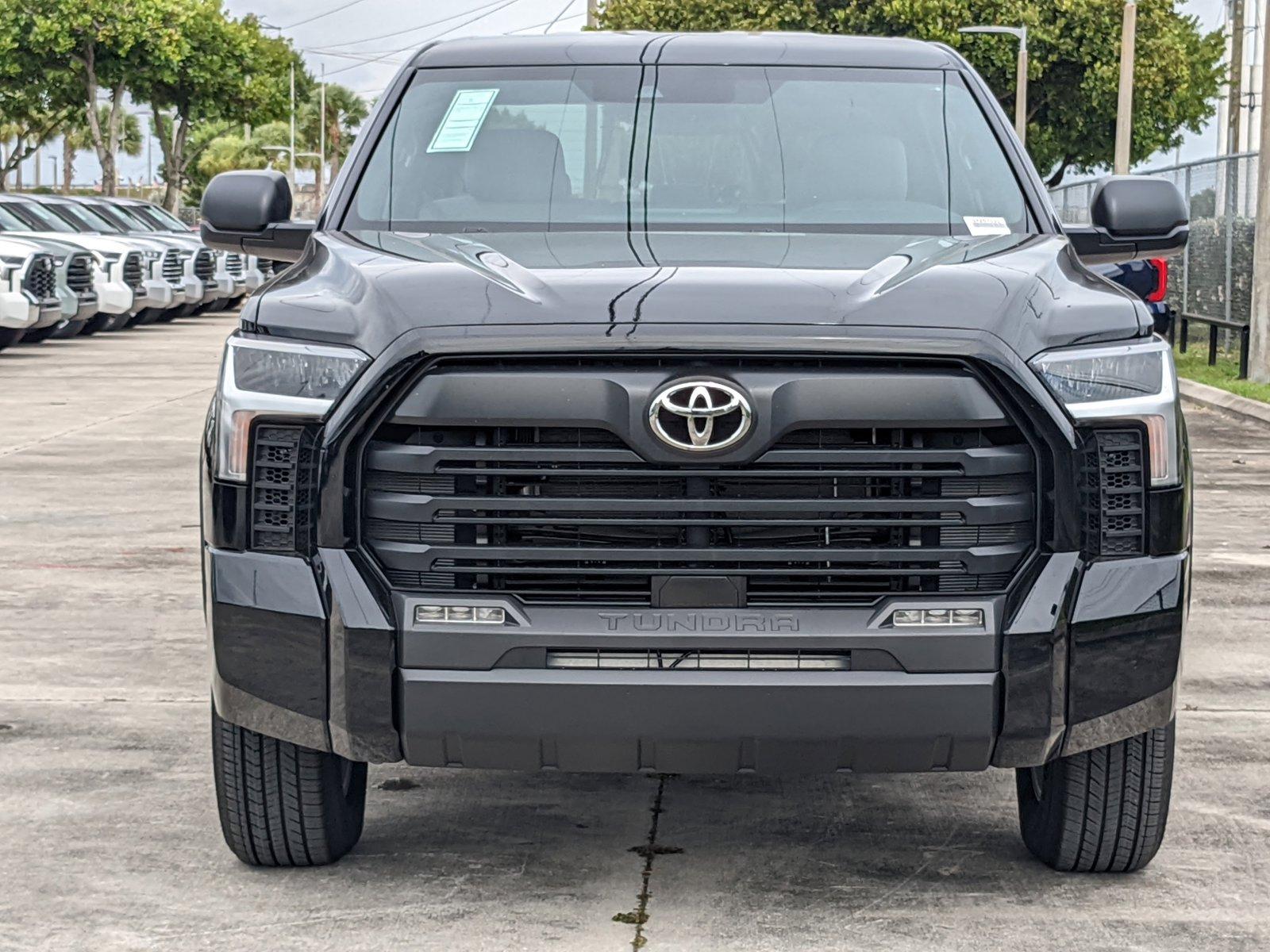 2025 Toyota Tundra 4WD Vehicle Photo in Davie, FL 33331