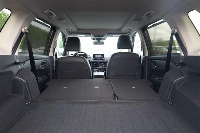 2025 Nissan Rogue Vehicle Photo in Hazelwood, MO 63042