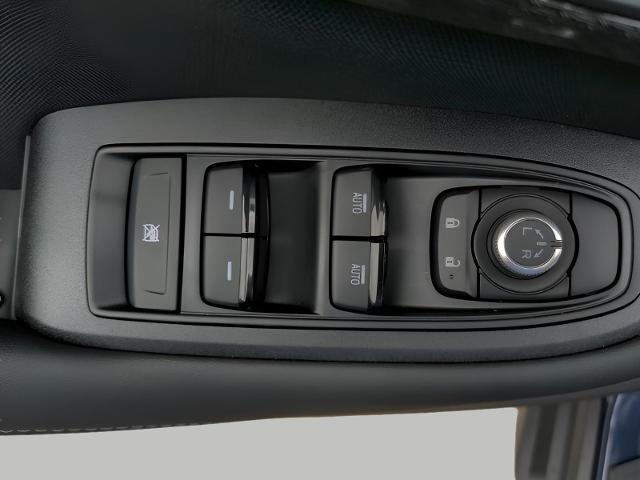 2025 Subaru Outback Vehicle Photo in Green Bay, WI 54304