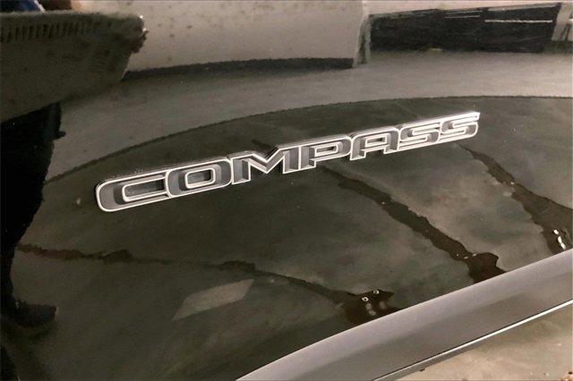 2022 Jeep Compass Vehicle Photo in KANSAS CITY, MO 64114-4502