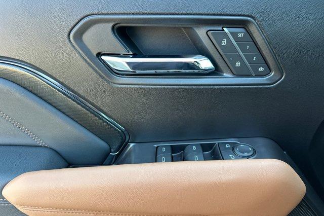 2025 GMC Canyon Vehicle Photo in STOCKTON, CA 95212-2838