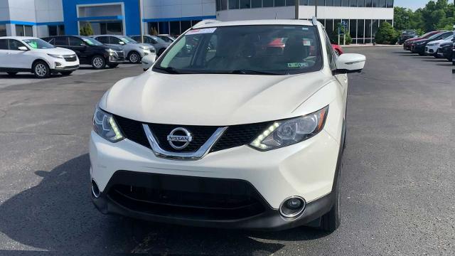 2017 Nissan Rogue Sport Vehicle Photo in MOON TOWNSHIP, PA 15108-2571