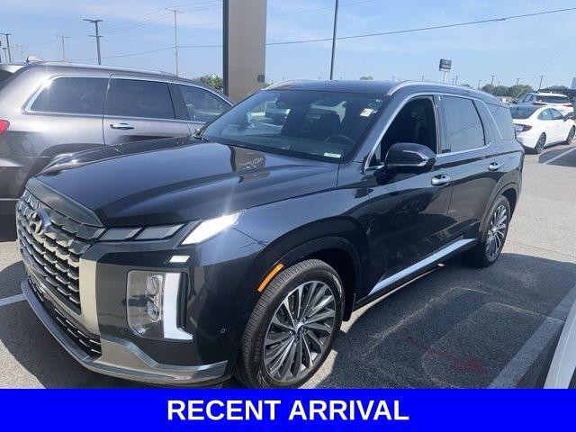 2024 Hyundai PALISADE Vehicle Photo in Merrillville, IN 46410
