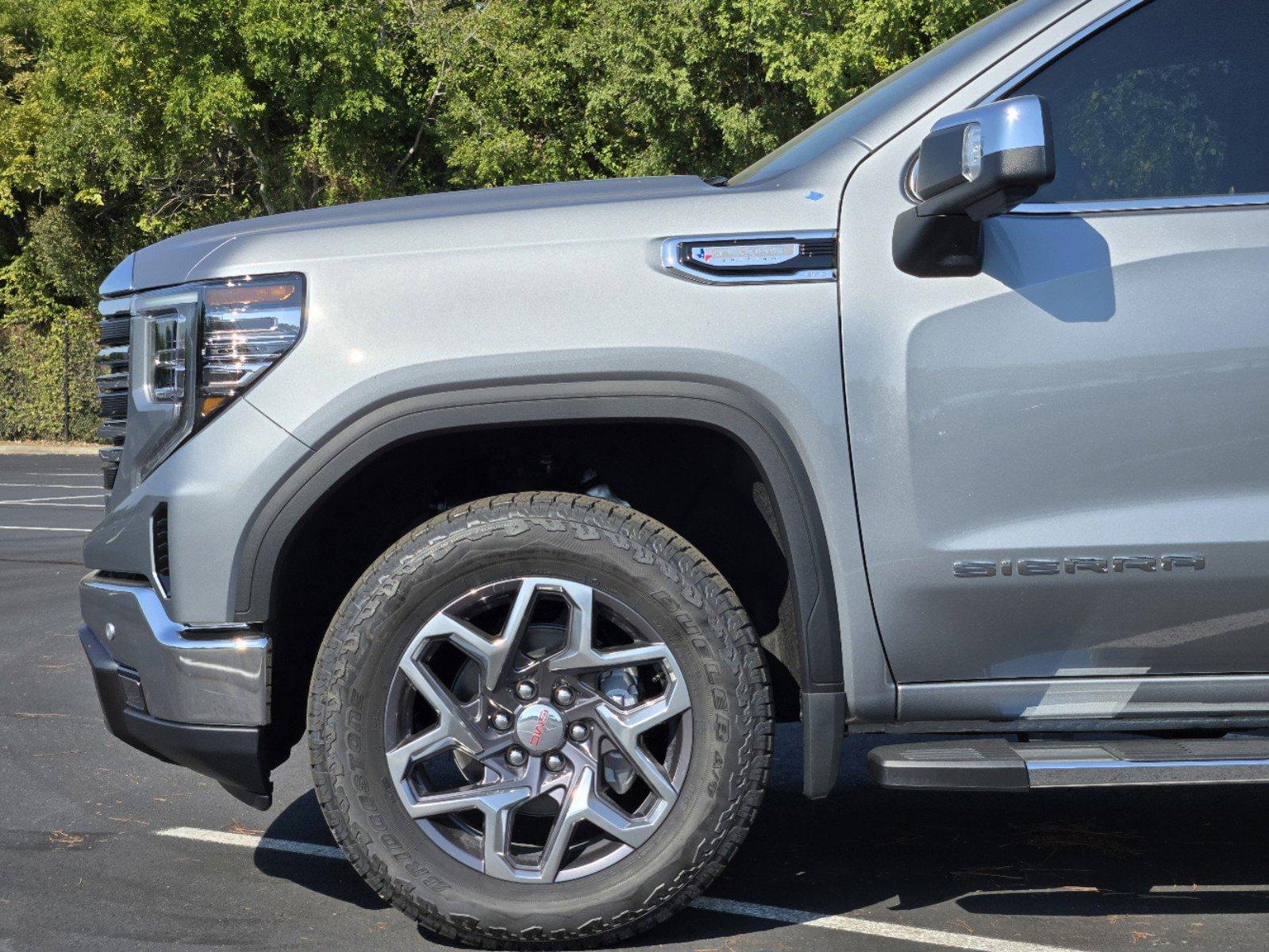 2025 GMC Sierra 1500 Vehicle Photo in DALLAS, TX 75209-3016