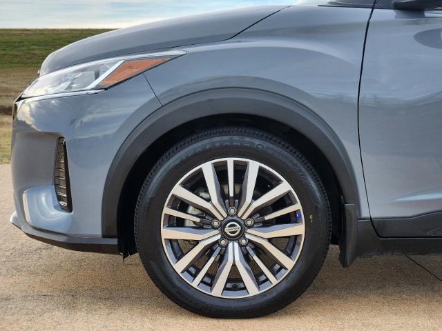 2021 Nissan Kicks Vehicle Photo in Denison, TX 75020