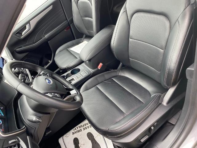 2022 Ford Escape Vehicle Photo in GREEN BAY, WI 54304-5303