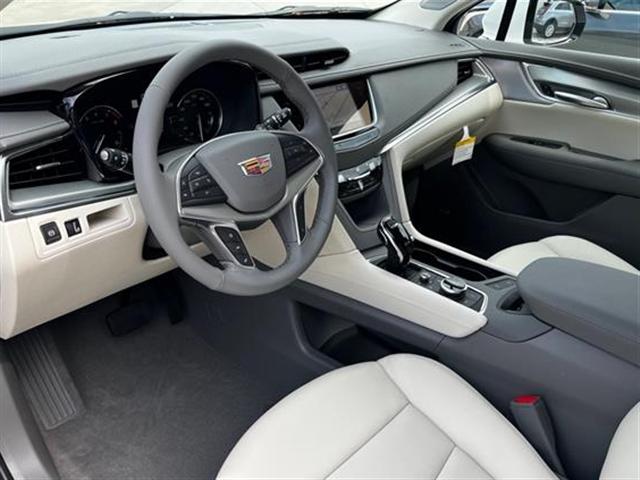 2025 Cadillac XT5 Vehicle Photo in TAMPA, FL 33612-3404