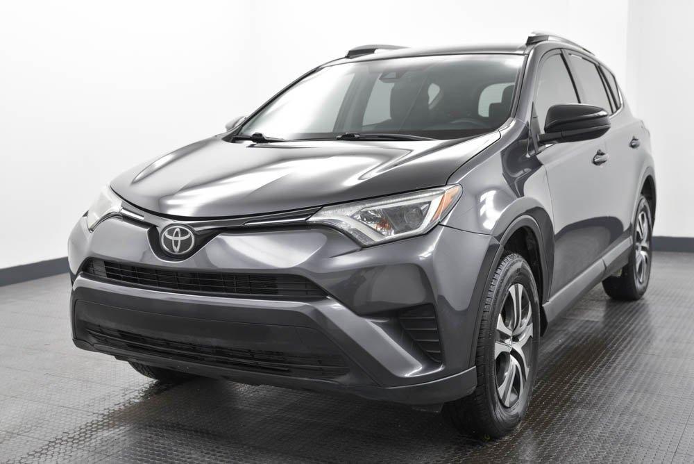 2018 Toyota RAV4 Vehicle Photo in AKRON, OH 44303-2185