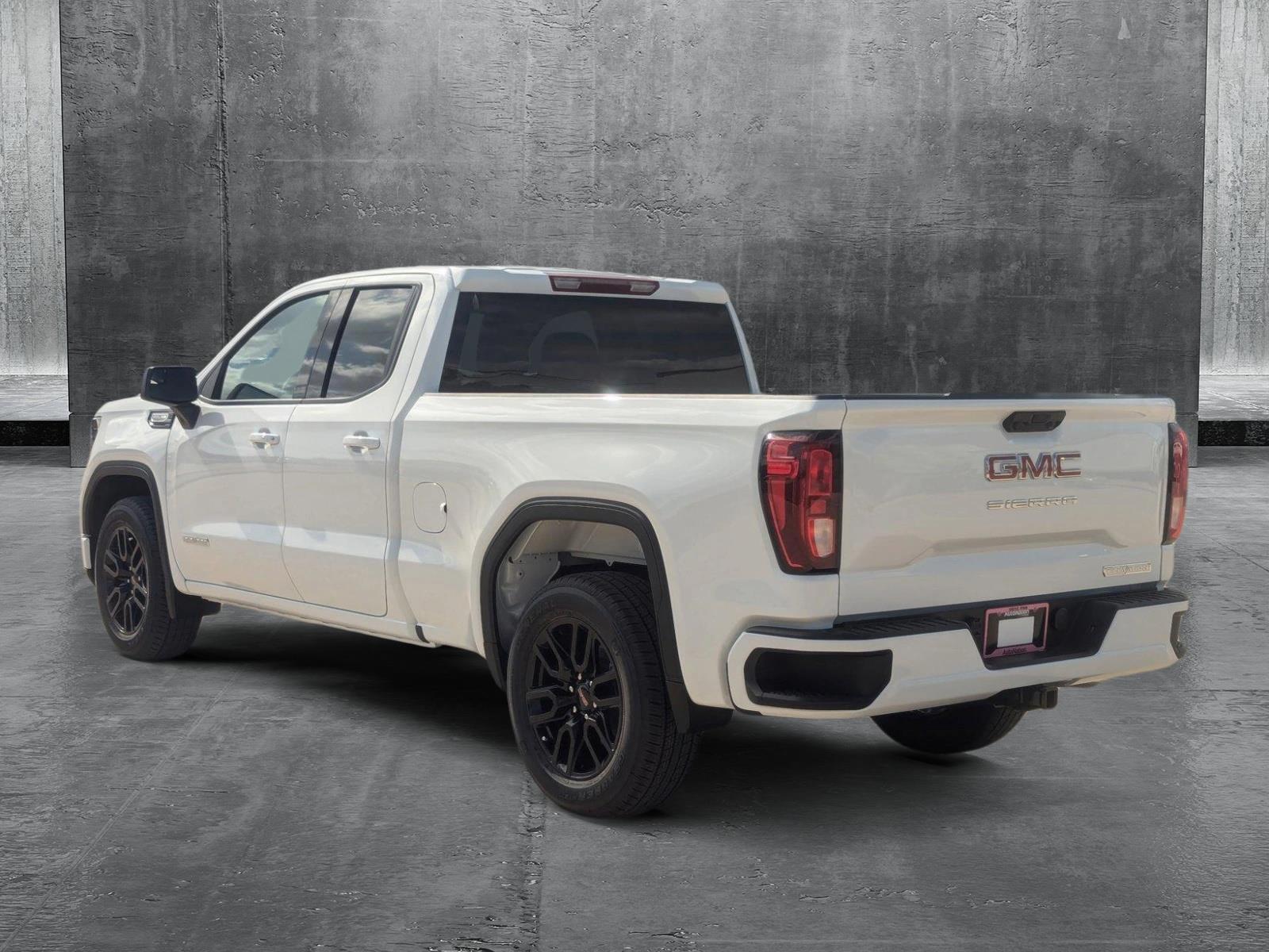 2025 GMC Sierra 1500 Vehicle Photo in CORPUS CHRISTI, TX 78412-4902