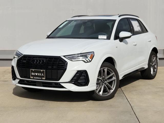 2025 Audi Q3 Vehicle Photo in SUGAR LAND, TX 77478