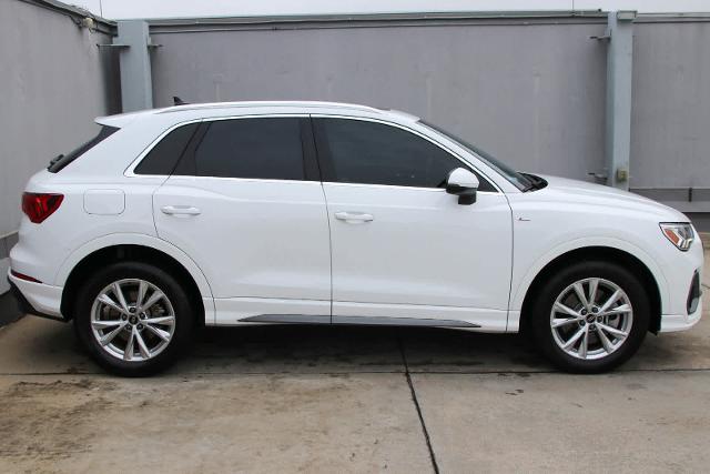 2023 Audi Q3 Vehicle Photo in SUGAR LAND, TX 77478