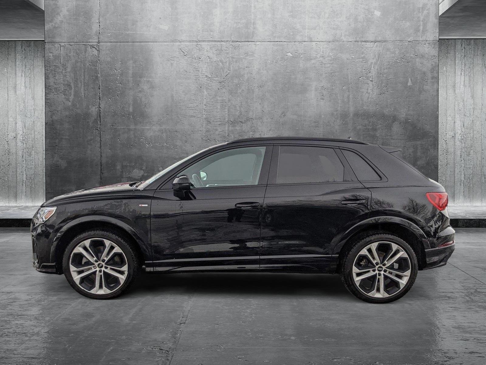 2022 Audi Q3 Vehicle Photo in Cockeysville, MD 21030