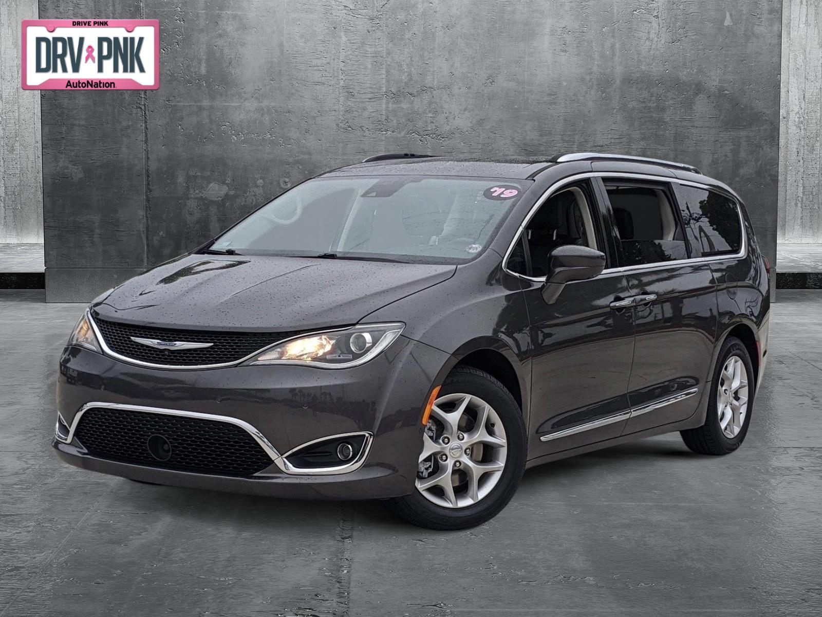 2019 Chrysler Pacifica Vehicle Photo in Davie, FL 33331