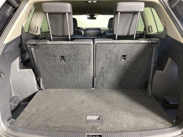 2024 Volkswagen Atlas Vehicle Photo in PHOENIX, AZ 85014-3381