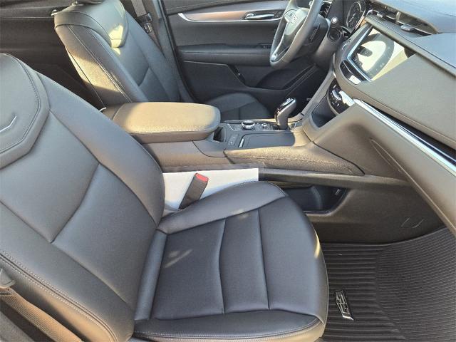 2025 Cadillac XT6 Vehicle Photo in Oklahoma City, OK 73114