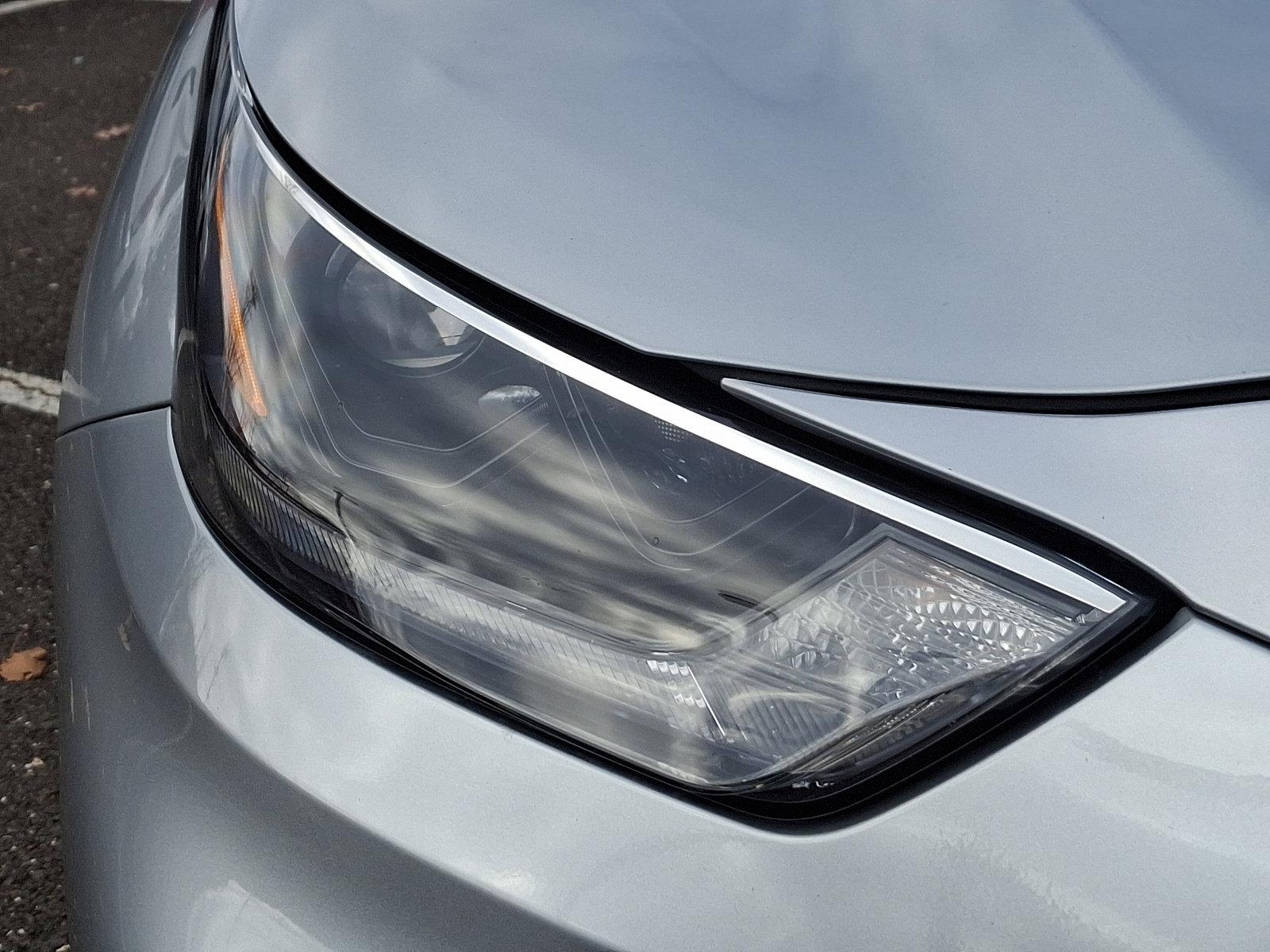 2021 Toyota Highlander Vehicle Photo in Trevose, PA 19053