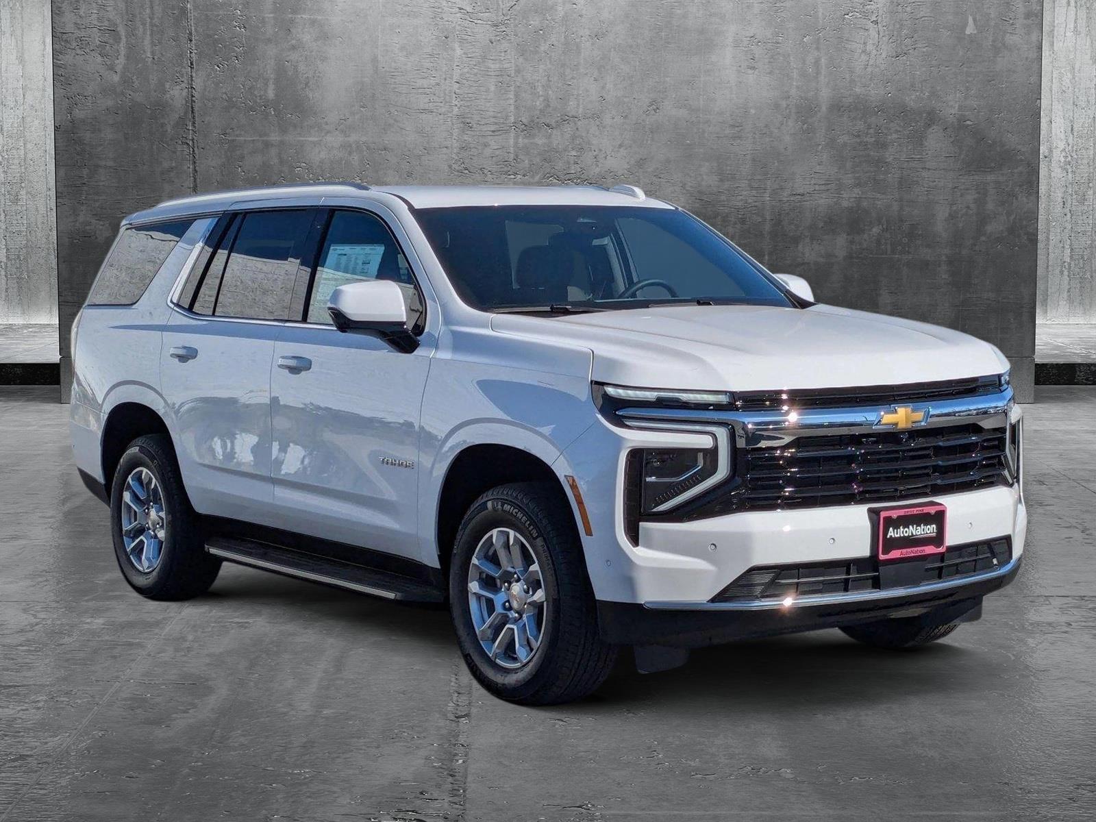 2025 Chevrolet Tahoe Vehicle Photo in VALENCIA, CA 91355-1705