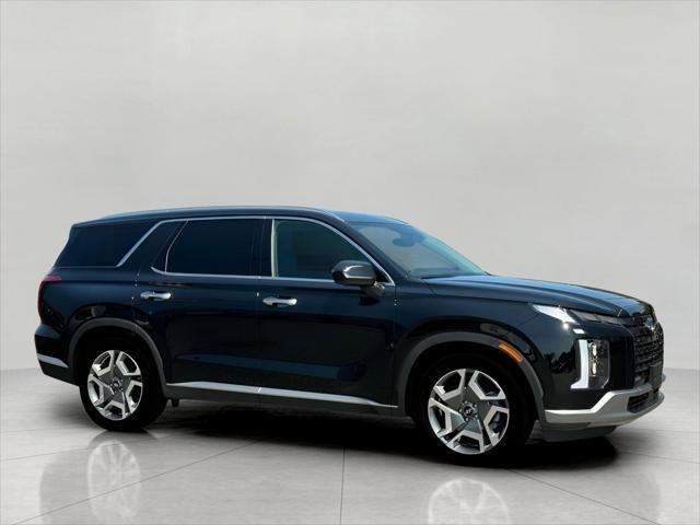 2025 Hyundai PALISADE Vehicle Photo in Green Bay, WI 54304