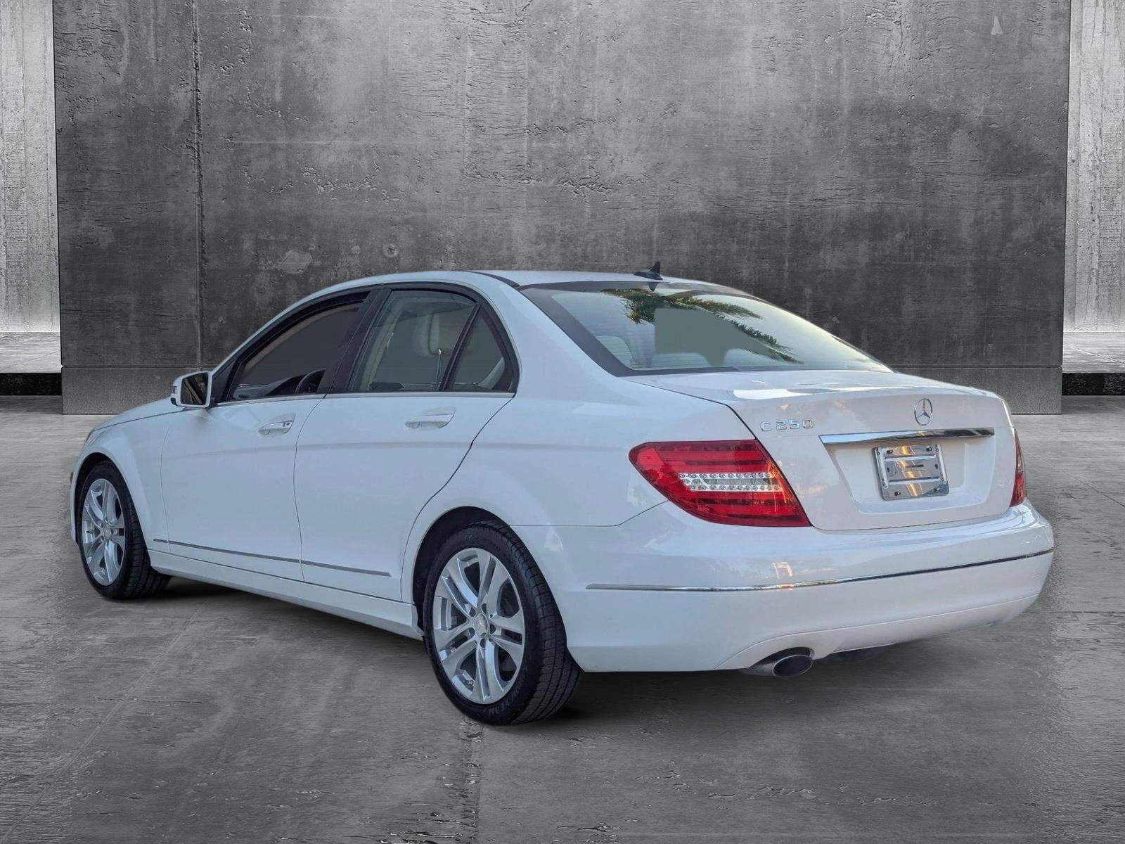 2013 Mercedes-Benz C-Class Vehicle Photo in Miami, FL 33135