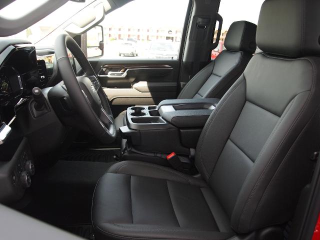 2025 Chevrolet Silverado 2500 HD Vehicle Photo in MADISON, IN 47250-1611