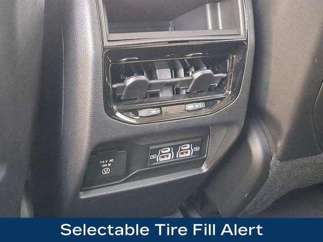 2023 Jeep Grand Cherokee Vehicle Photo in PAWLING, NY 12564-3219