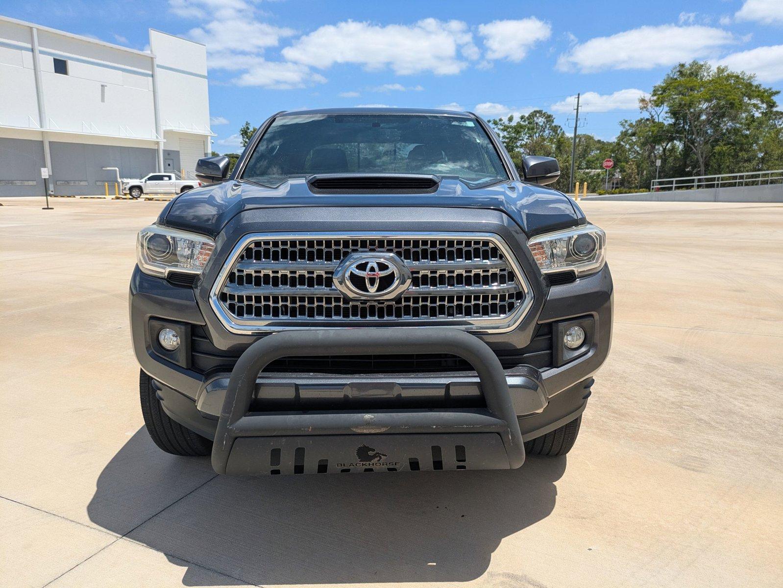 2017 Toyota Tacoma Vehicle Photo in Winter Park, FL 32792