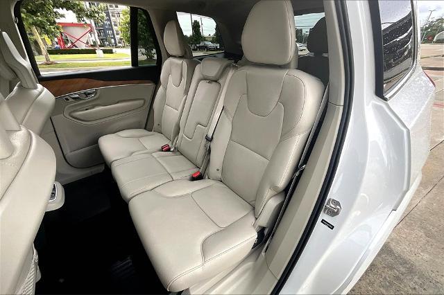 2022 Volvo XC90 Vehicle Photo in Houston, TX 77007