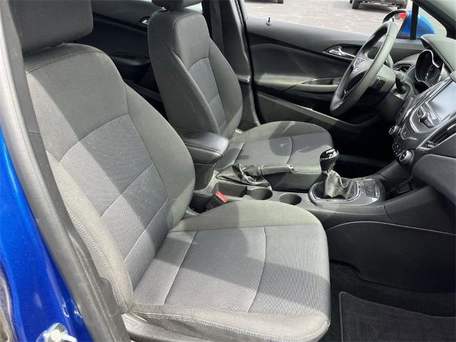 2018 Chevrolet Cruze Vehicle Photo in TULLY, NY 13159-3159