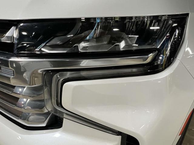 2023 Chevrolet Suburban Vehicle Photo in Roslyn, NY 11576