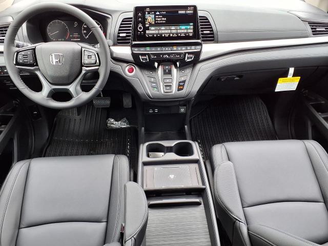 2025 Honda Odyssey Vehicle Photo in Oshkosh, WI 54904