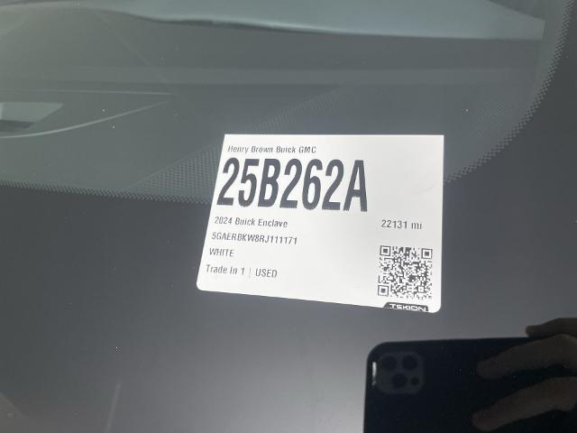 2024 Buick Enclave Vehicle Photo in GILBERT, AZ 85297-0402