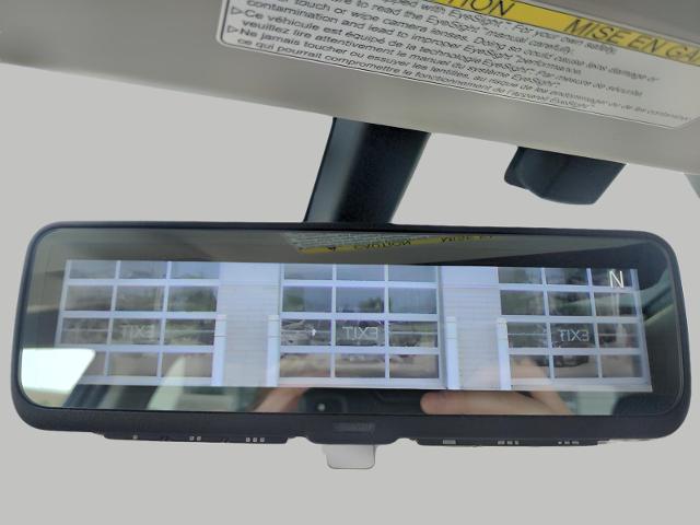 2022 Subaru Ascent Vehicle Photo in Green Bay, WI 54304