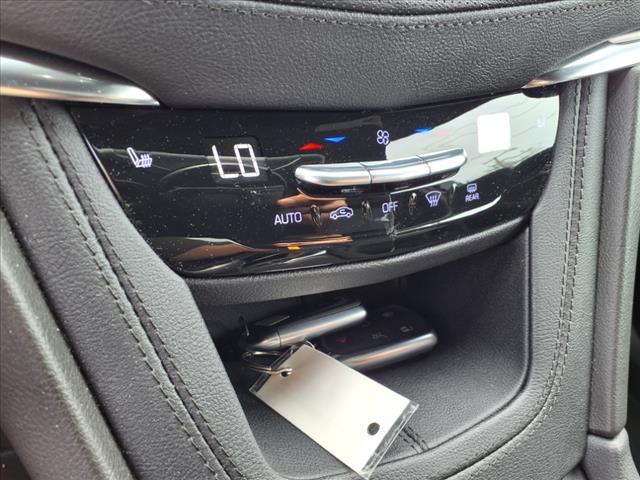 2022 Cadillac XT5 Vehicle Photo in SMITHTOWN, NY 11787-5023