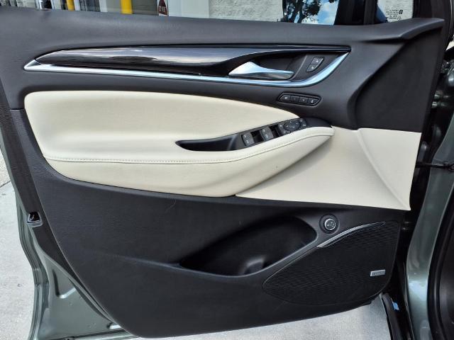 2022 Buick Enclave Vehicle Photo in Tampa, FL 33612