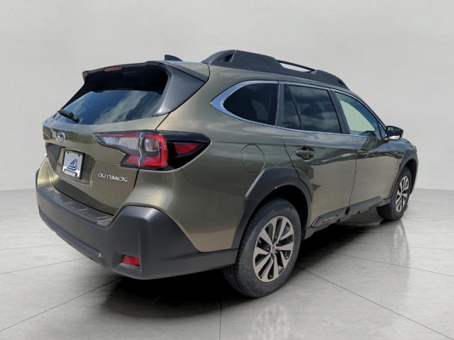 2025 Subaru Outback Vehicle Photo in Green Bay, WI 54304