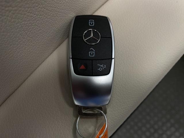 2025 Mercedes-Benz GLE Vehicle Photo in Appleton, WI 54913