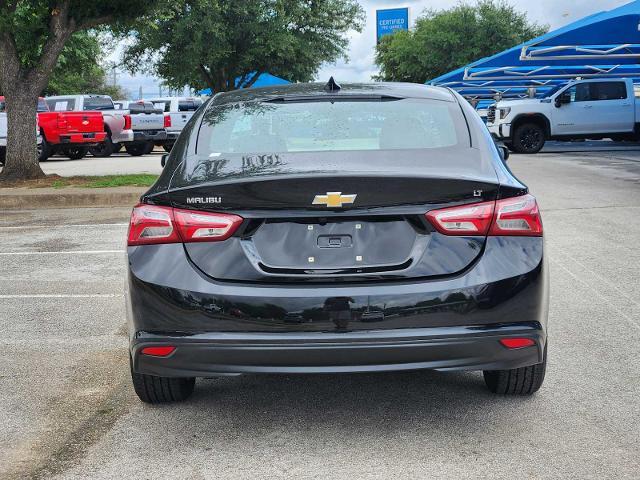 2022 Chevrolet Malibu Vehicle Photo in DENTON, TX 76210-9321