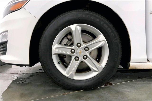 2023 Chevrolet Malibu Vehicle Photo in KANSAS CITY, MO 64114-4502