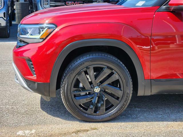 2021 Volkswagen Atlas Vehicle Photo in DENTON, TX 76210-9321