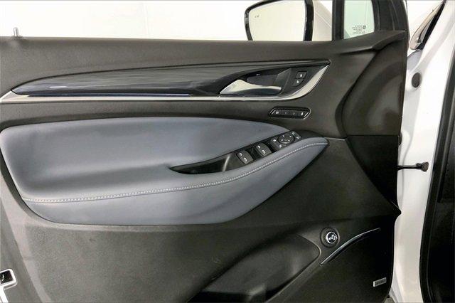2024 Buick Enclave Vehicle Photo in INDEPENDENCE, MO 64055-1377