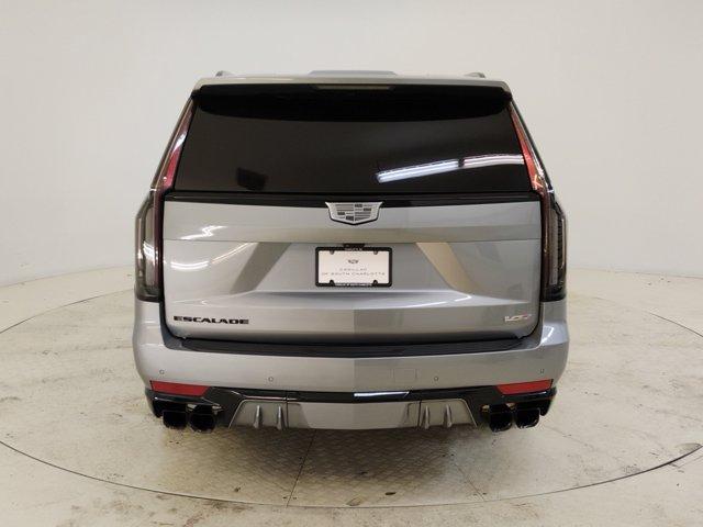2024 Cadillac Escalade Vehicle Photo in PINEVILLE, NC 28134-8495