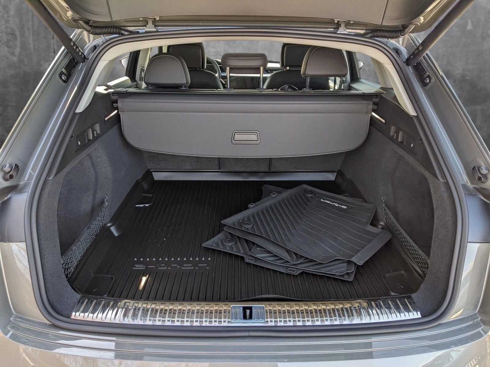 2024 Audi Q8 e-tron Vehicle Photo in Cockeysville, MD 21030