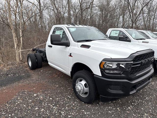 2024 Ram 3500 Chassis Cab Vehicle Photo in Doylsetown, PA 18901