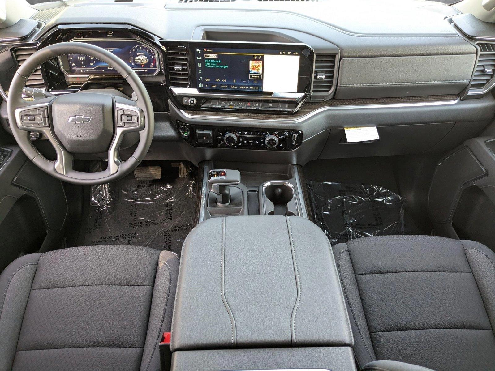 2025 Chevrolet Silverado 1500 Vehicle Photo in VALENCIA, CA 91355-1705