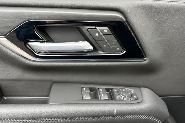 2025 GMC Yukon Vehicle Photo in SPOKANE, WA 99202-2191